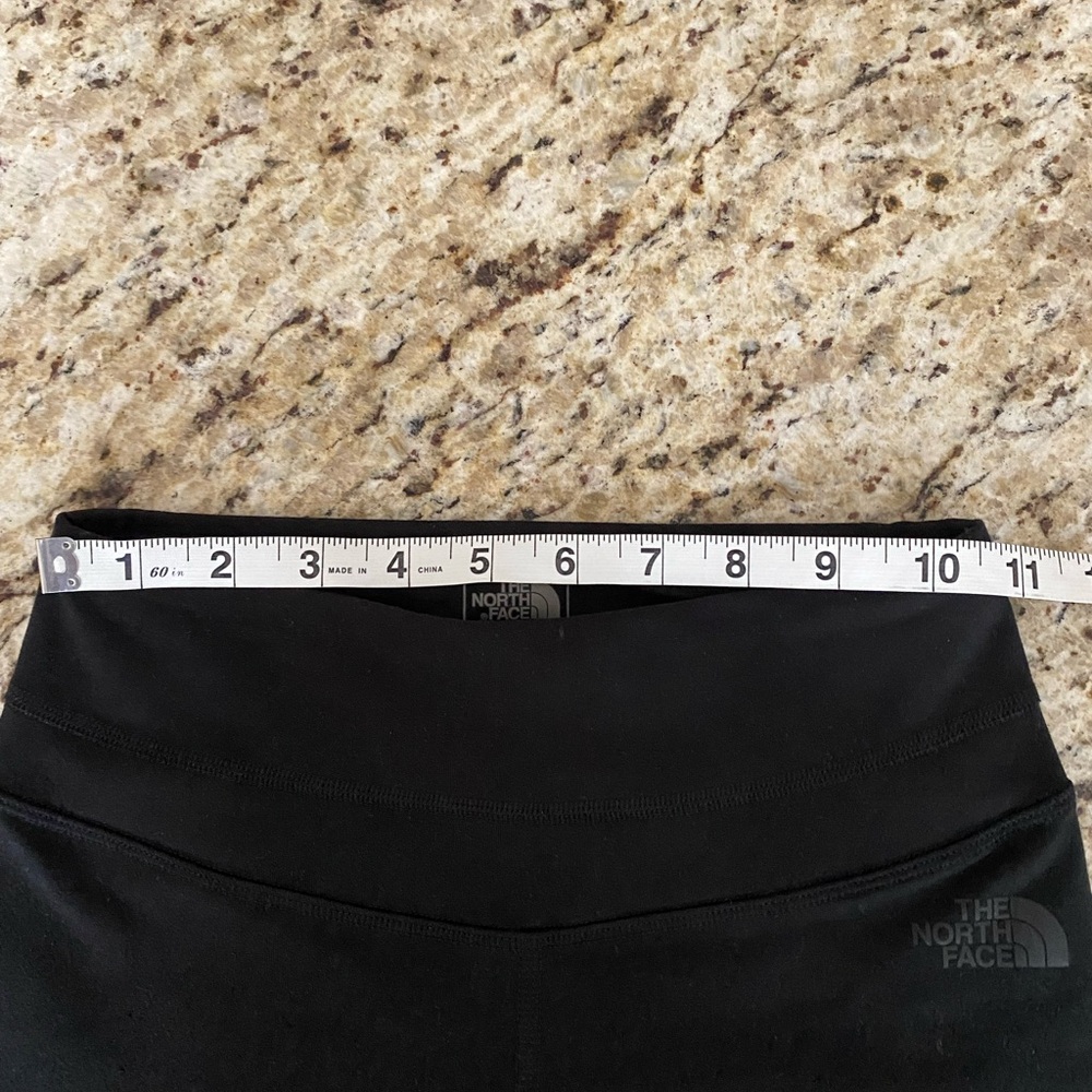 The North Face size womens XS black leggings. - Picture 6 of 9